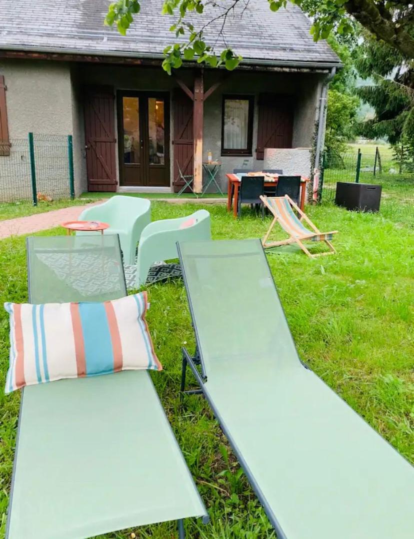 La Suite Unique - Le Jardin Sur Les Pyrenees- Vue Panoramique Montagne -Jardin Cloture Prive De 100M2-Parking-Linge De Lit Et Serviettes Compris- Bielle Extérieur photo